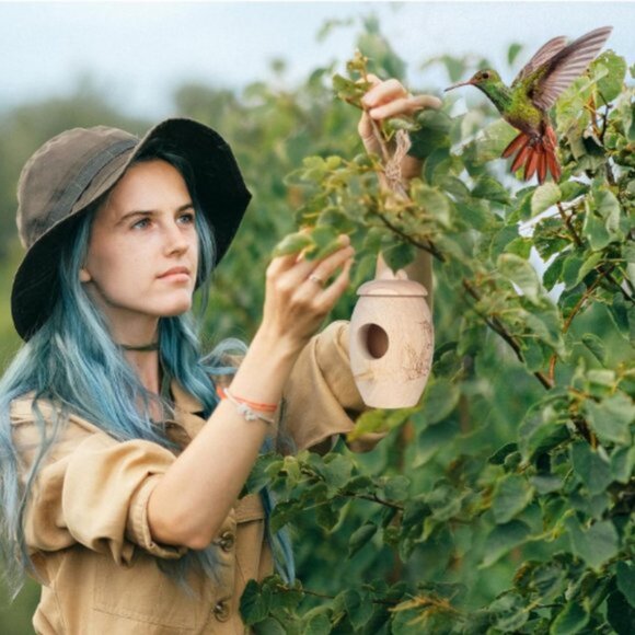 Wooden Hummingbird House for Outside Nesting - Picture 7 of 10
